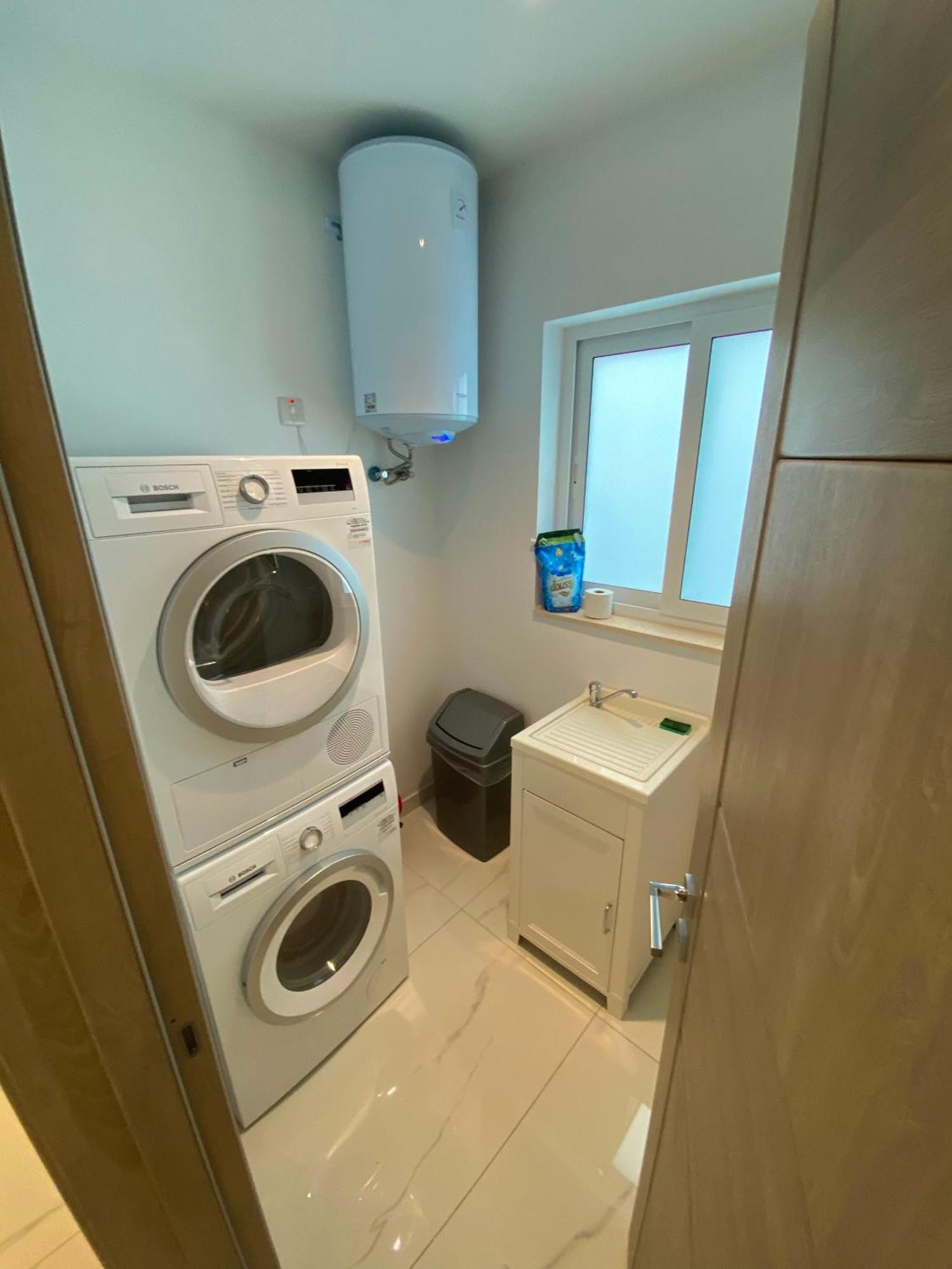 Tigne Sliema Three Bedrooms Apartment Экстерьер фото
