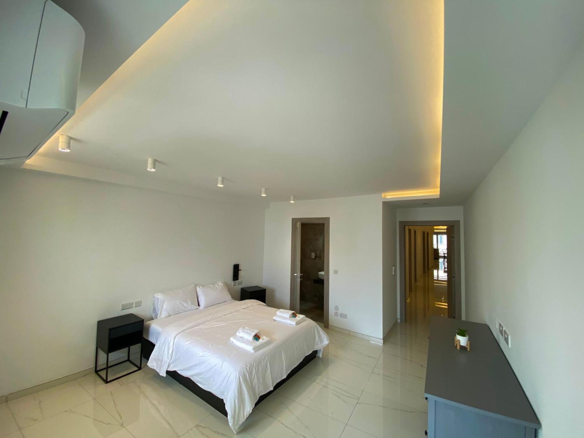 Tigne Sliema Three Bedrooms Apartment Экстерьер фото