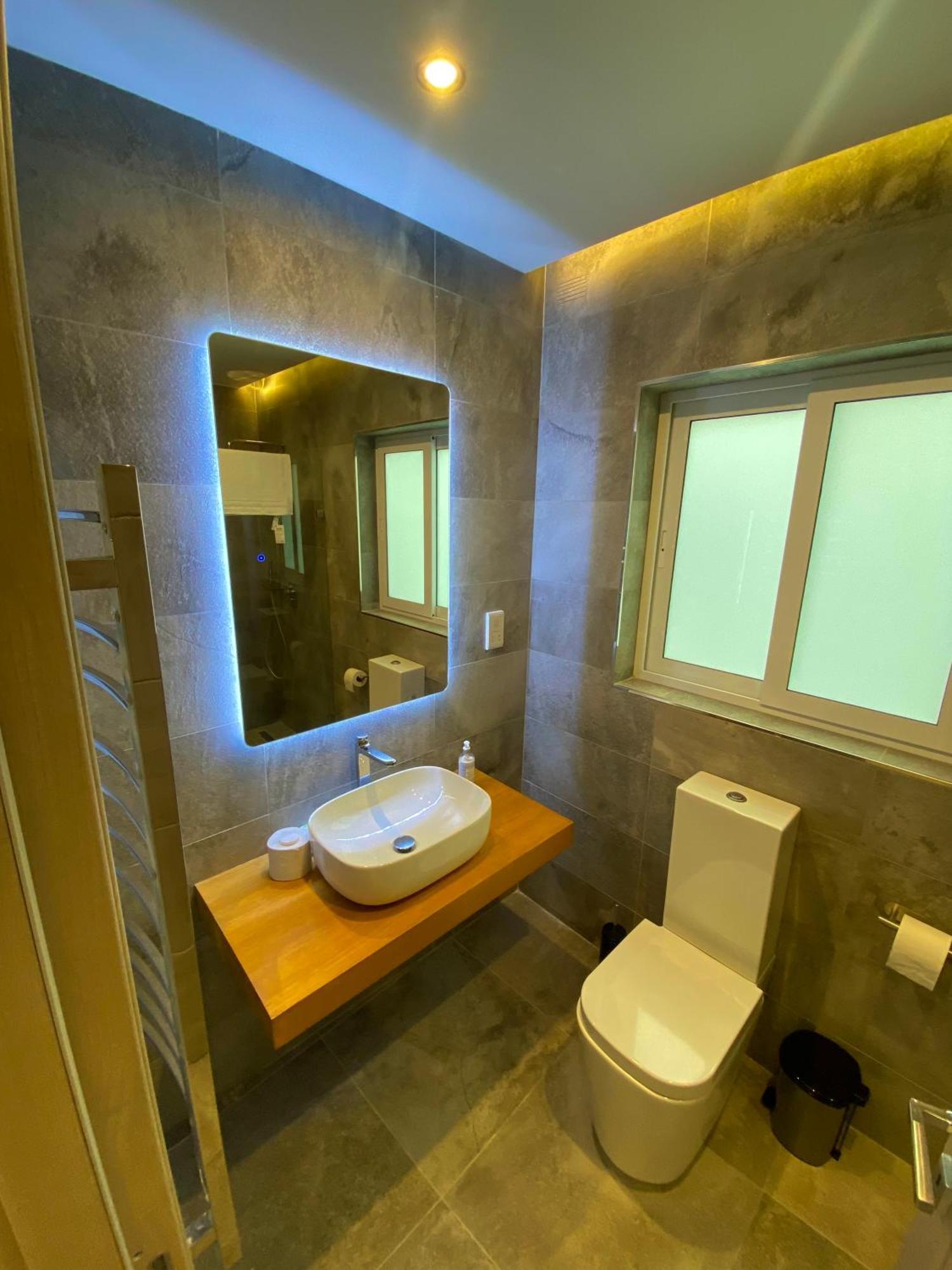 Tigne Sliema Three Bedrooms Apartment Экстерьер фото