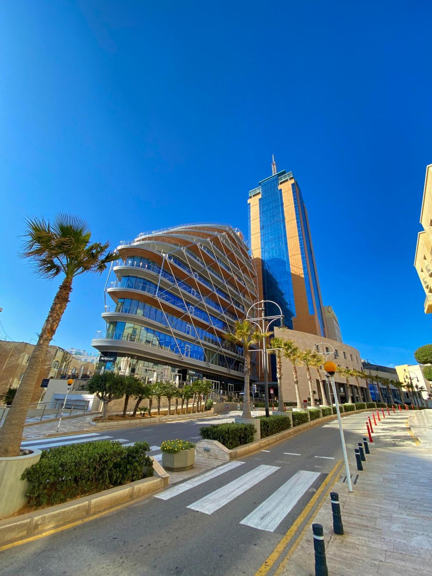 Tigne Sliema Three Bedrooms Apartment Экстерьер фото