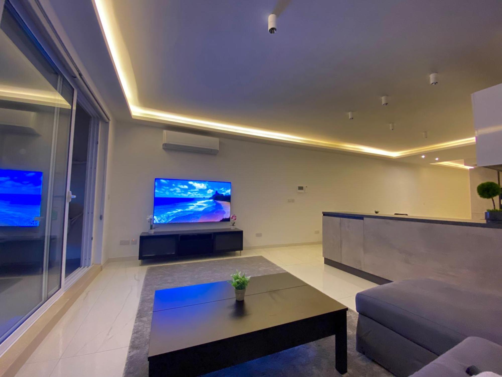 Tigne Sliema Three Bedrooms Apartment Экстерьер фото