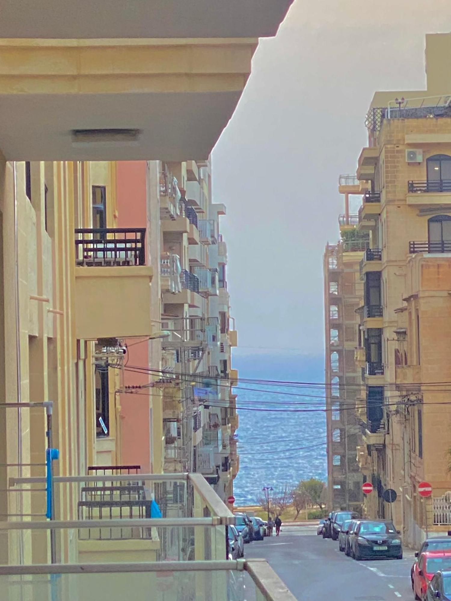 Tigne Sliema Three Bedrooms Apartment Экстерьер фото